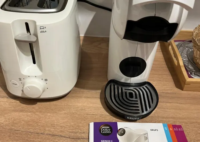 Un Grand Face Au Port De Santa Lucia * Saint-Raphaël